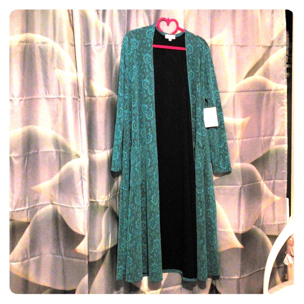 NWT LuLaroe elegant "Sarah"